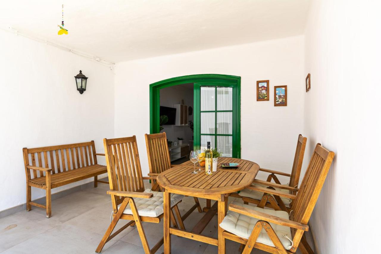 Apartment Oceanic Breeze Share Pool By Pvl Puerto del Carmen  Bagian luar foto