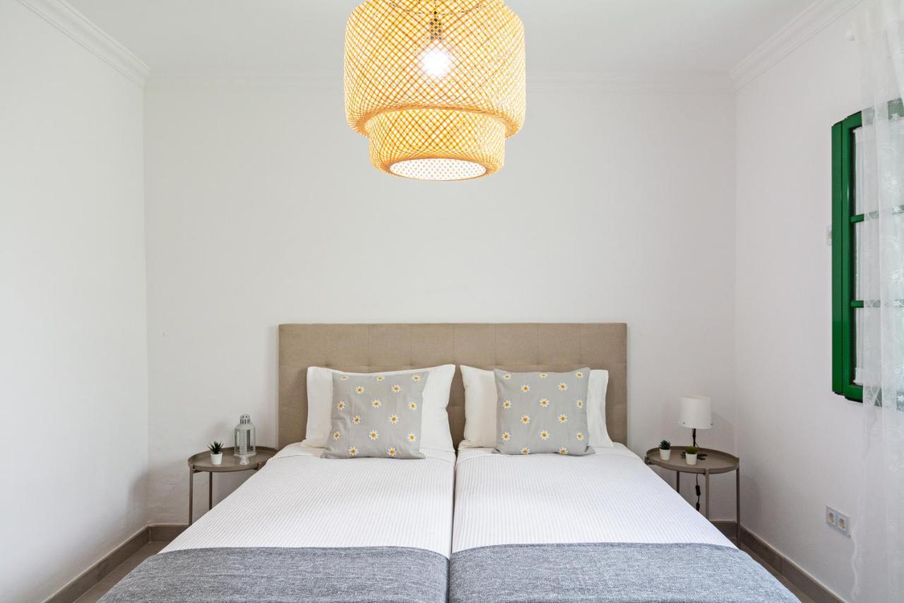 Apartment Oceanic Breeze Share Pool By Pvl Puerto del Carmen  Bagian luar foto